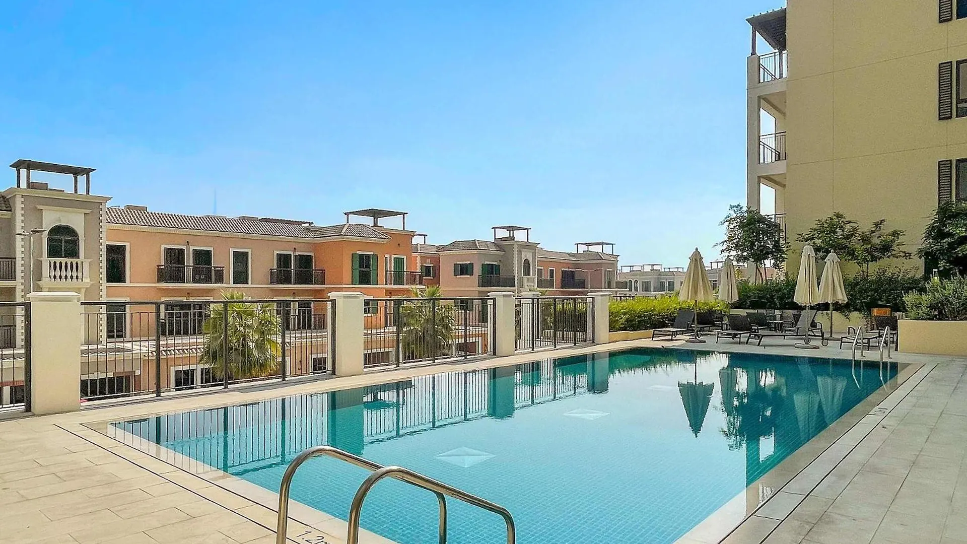 Stylish 1Bedroom Apartment In La Sirene In La Mer Dubai