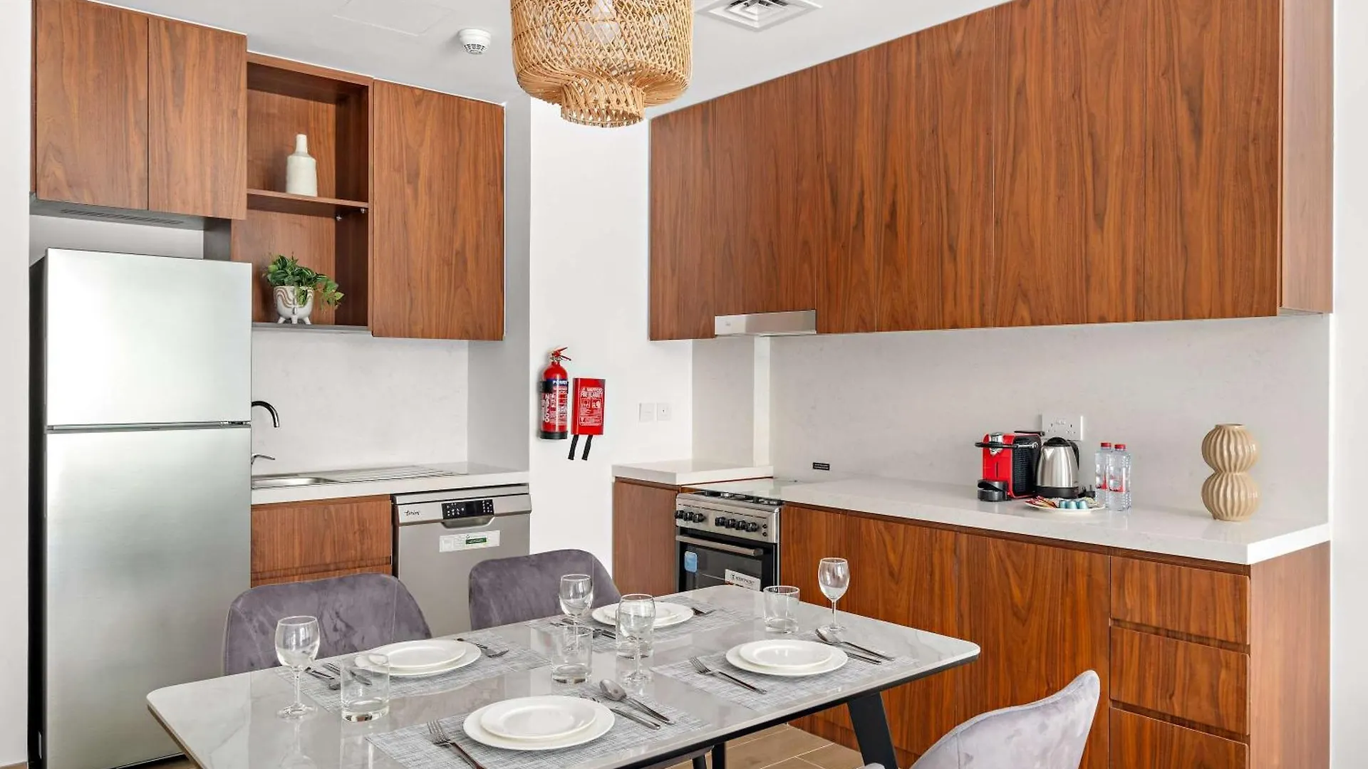 Stylish 1Bedroom Apartment In La Sirene In La Mer Dubai United Arab Emirates